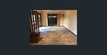 Charming 3-Bedroom Cottage for Lease in Werribee - Photo 5