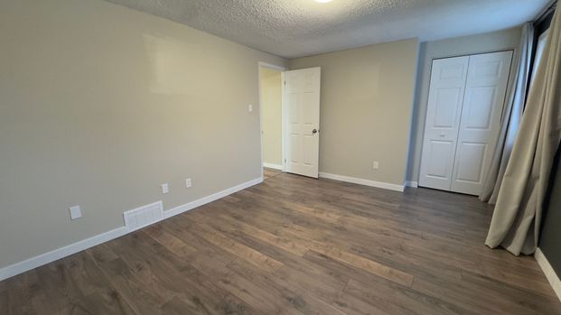 For Lease - 457 Wilkins Street, London South, Ontario - Photo 1