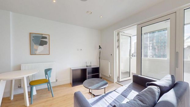 Studio to rent - Photo 1