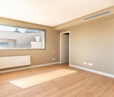 Casa adosada de alquiler en Carrer del Poble Amazic, 67, Can Gambús - Photo 1