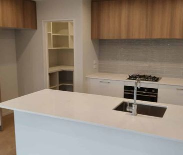 Brand New Family Home - Photo 4