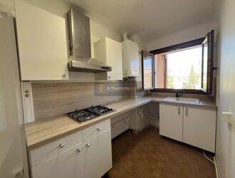 Location Appartement 2 pièces 52 m2 à Fréjus - Photo 2