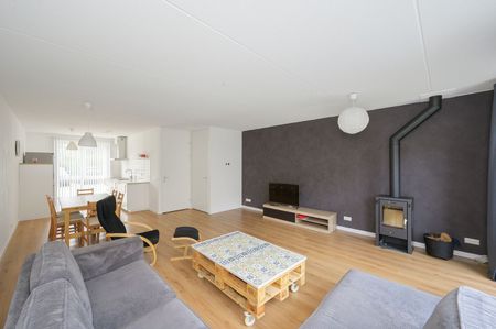 Huis te huur: Abebe Bikilastraat 18 1361 CD Almere - Photo 2