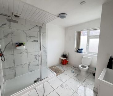 25 Langdale Gardens, Leeds, LS6 4HA - Photo 5