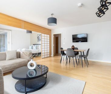 2 bedroom flat to rent - Photo 2