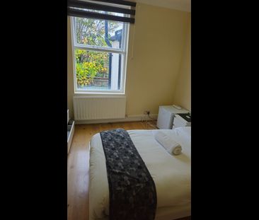 Room in a Shared House, Canterbury Road, CR0 - Photo 5