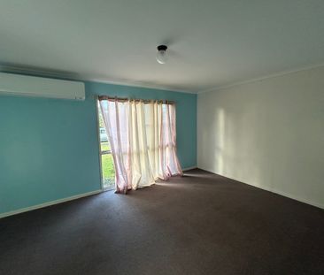 9 Holmes Drive, Beaconsfield - Photo 4