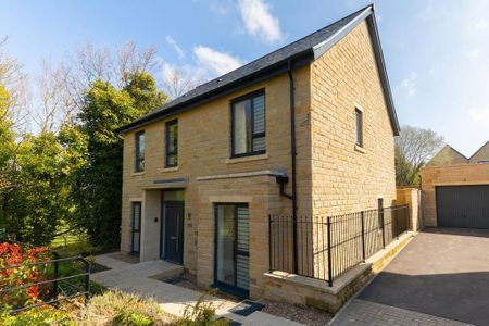 5 bedroom detached house to rent - Photo 2