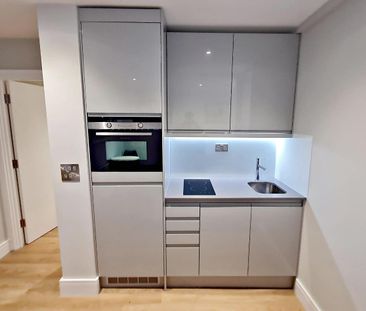Flat 5 Rosebery House, 41 Springfield Road, Chelmsford, CM2 6ZP - Photo 5