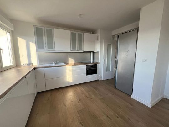 Location Appartement 4 pièces 82m² ROUEN 76100 - Photo 1