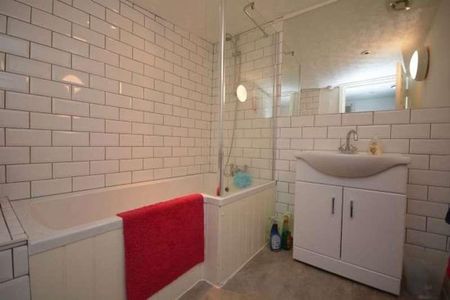 Union Crescent, Margate, CT9 - Photo 4