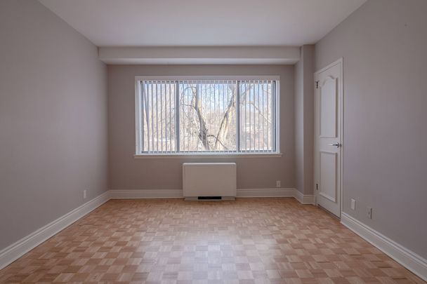 4555 Bonavista Avenue - Photo 1