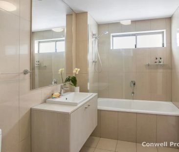 “EXECUTIVE APARTMENT WITH LEAFY OUTLOOK” - Photo 2