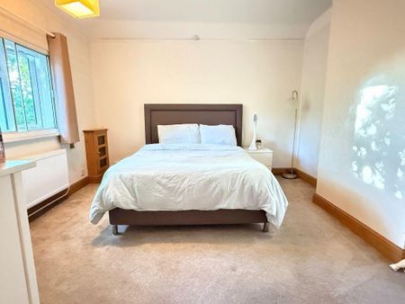 5 bedroom detached house to rent - Photo 5