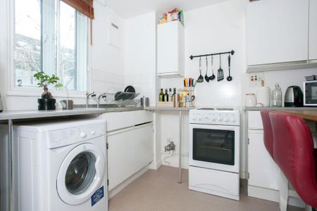 1 bedroom flat to rent - Photo 5