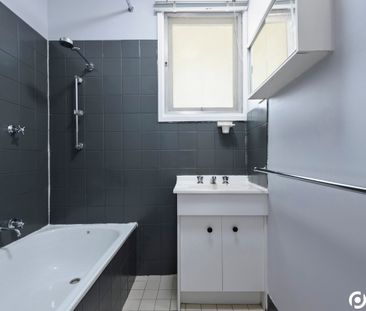 10 Wangara Street, Aranda ACT 2614 - House For Rent | Domain - Photo 2