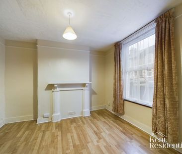 3 bed house to rent in John Street, Maidstone, ME14 - Photo 3