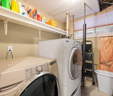 For Lease - 4 Smith Street Unit# Basement, Bradford West Gwillimbur... - Photo 3