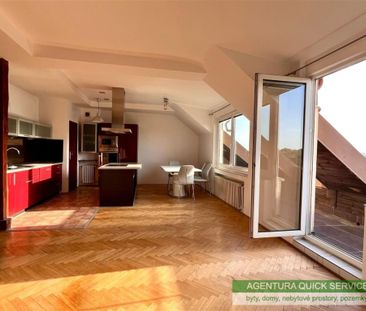 Pronájem bytu 5+kk 150 m2 - Fotografie 4