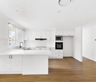 Renovated Family Home in Prime Castle Hill Location - Photo 1