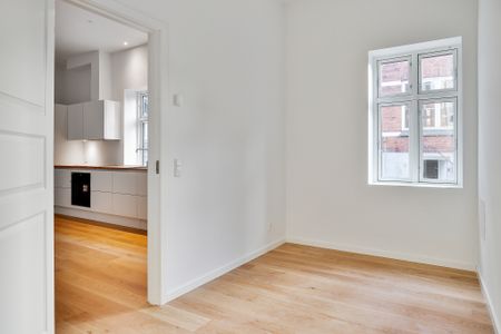 2 etager m skøn terrasse på 1. sal - Foto 3