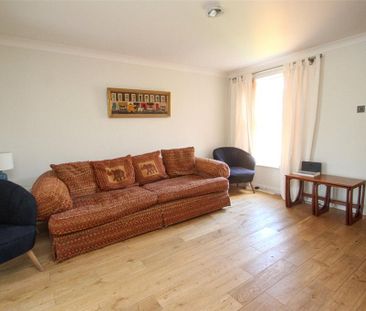 4 bedroom detached house to rent - Photo 5