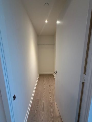 For Lease - 448 Burnhamthorpe Road Unit# 311, Mississauga, Ontario - Photo 2