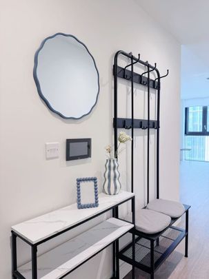 1 Bed Flat, Menara Point, E16 - Photo 1