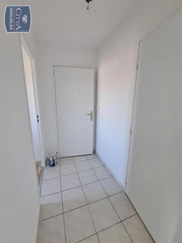 Appartement à louer 2 pièces 54.4m² - Photo 2