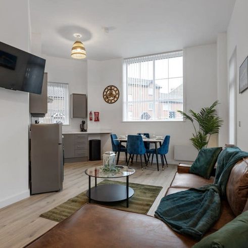 Templemore Avenue - Photo 1