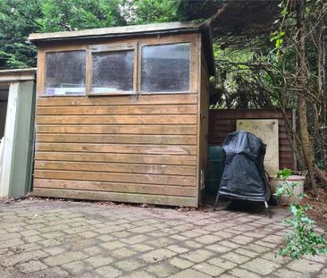 Semi detached house to rent - Photo 2