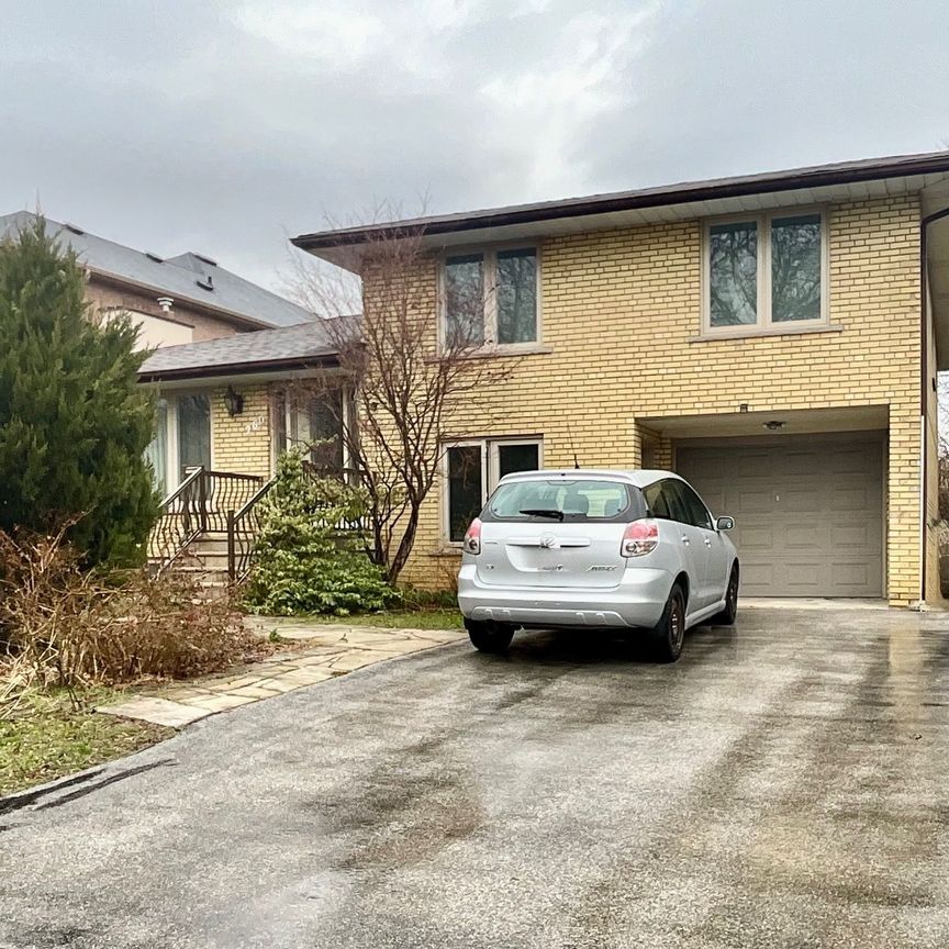 For Lease - 260 Fisherville Road Unit# Upper, Toronto, Ontario - Photo 1