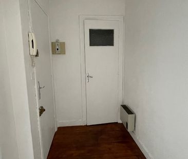 STUDIO - RUE AMIRAL LINOIS - 23 m² - Photo 1