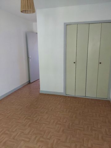 Location Appartement 3 pièces 74m² NARBONNE 11100 - Photo 4