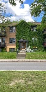 6 1/2 Métro Côte Vertu, Monréal. Chauffé. - Photo 4