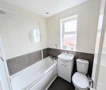 2 Bed Flat, Blyth St, NG3 - Photo 5