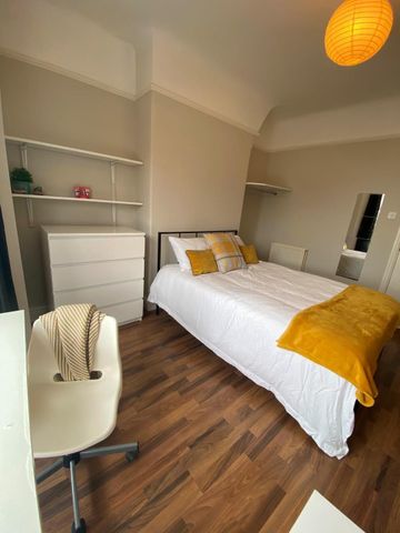 4 Bed Terraced House, Earlsfield Road, L15 - Photo 5