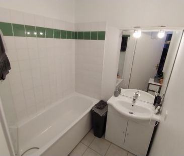 Location Appartement 2 pièces 44m² OIGNIES 62590 - Photo 3