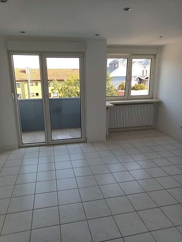Schöne 2-Zimmer-Wohnung mit Balkon in KL-Ost - Foto 3