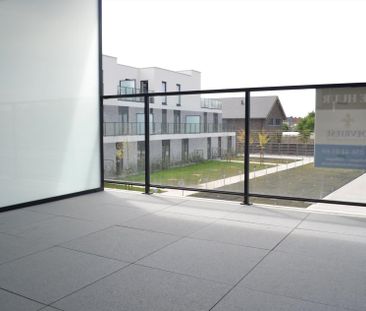 Recent 3 slaapkamer appartement in het centrum - Photo 2