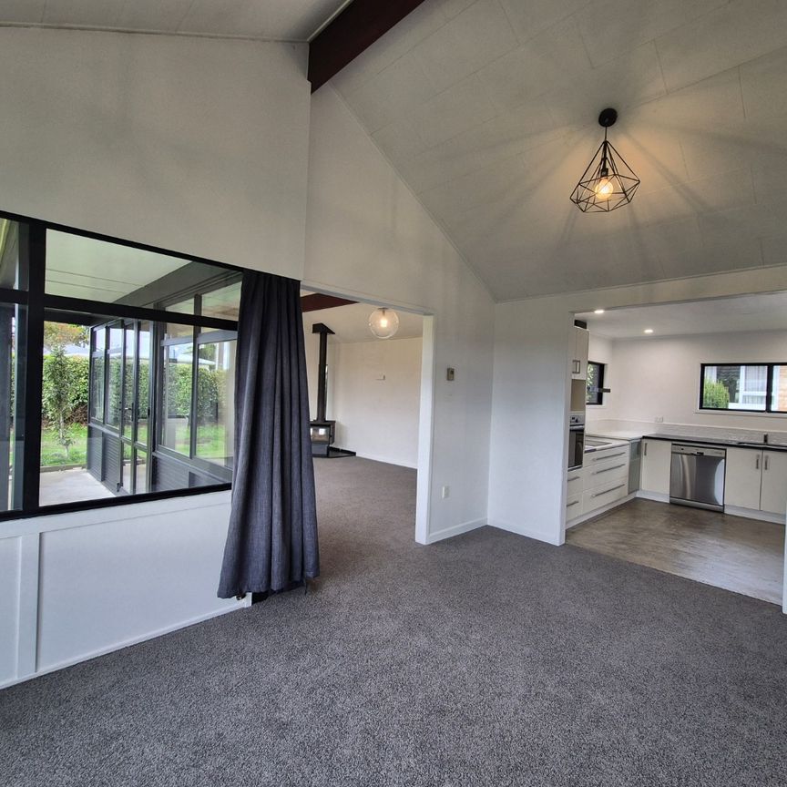 Davidson St, Hawera - Photo 1