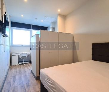Studio to rent - Photo 2
