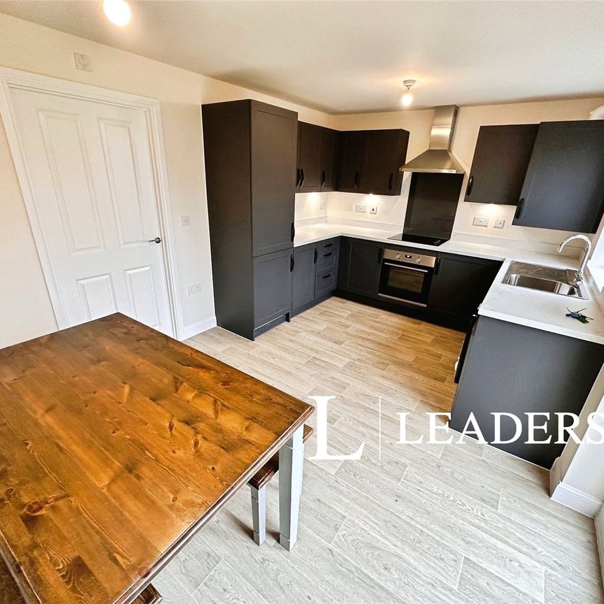 3 bedroom house to rent Chicory End, Stafford, Staffordshire, ST16 - Photo 1