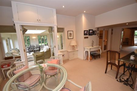 Puddington Lane, Burton - Photo 5