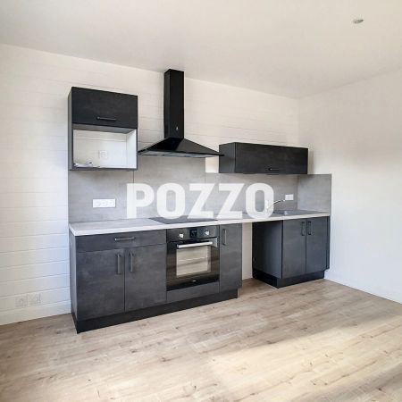 Appartement RENOVE Saint Hilaire Du Harcouet 2 pièce(s) 44.16 m2 - Photo 3