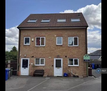 3 bedroom semi-detached house to rent - Photo 5
