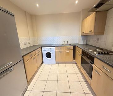 2 bedroom apartment to rent - Photo 5