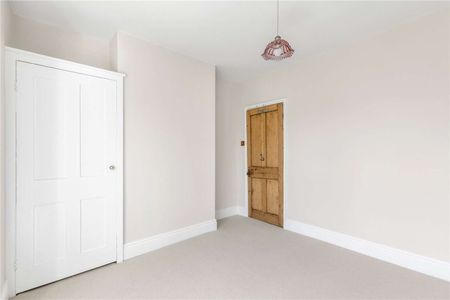 St. John's Road, Wimbledon, London, SW19 4PH - Photo 5