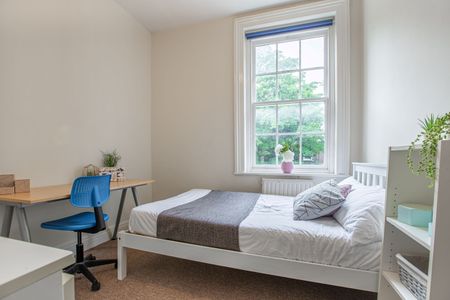 9 Bed Semi-Detached House, Wilkinson Street, S10 - Photo 5