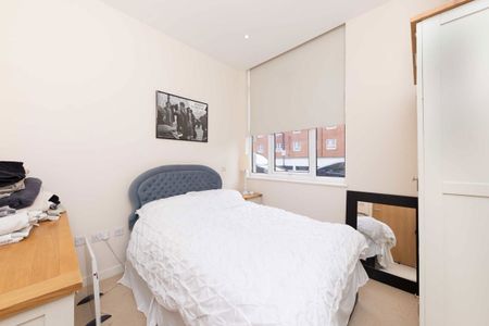 Bromyard Avenue, W3 7BN, London - Photo 4